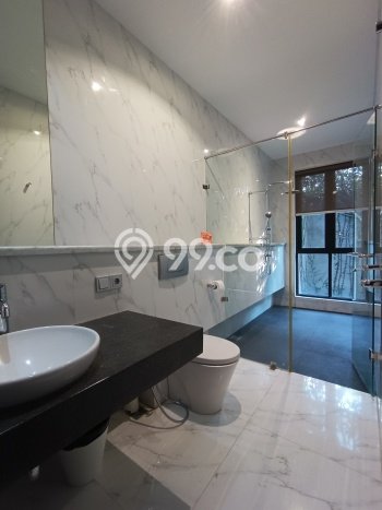 Hot Offer Hunian Premium Ideal dan Luas di Menteng, Jakarta Pusat Hot Offer Hunian Premium Ideal dan Luas di Menteng, Jakarta Pusat