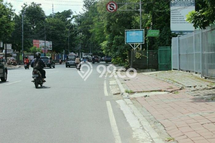 Siap Huni Hunian Elit 5 Kamar di Menteng Dekat ke Mana Pun Siap Huni Hunian Elit 5 Kamar di Menteng Dekat ke Mana Pun