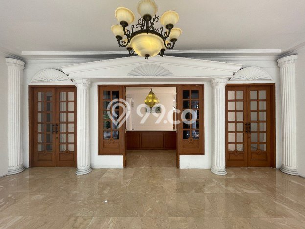 Dijual Rumah Premium dengan Fasilitas Sekitar Komplit di Kebayoran Lama, Jakarta Selatan Dijual Rumah Premium dengan Fasilitas Sekitar Komplit di Kebayoran Lama, Jakarta Selatan