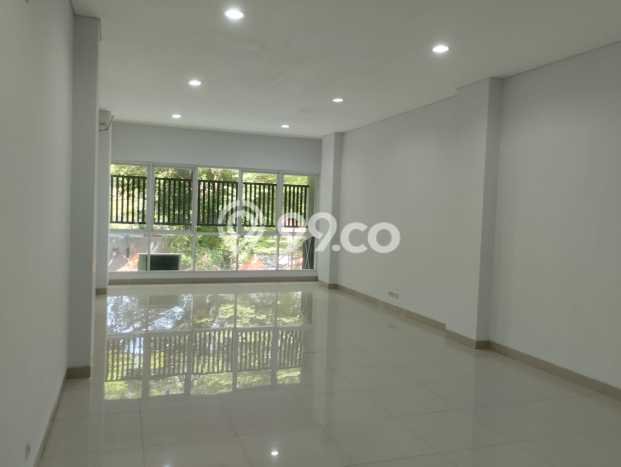 Unit Ruko disewakan di Menteng Jakarta Pusat dengan LT 125m2 / LB 350m2 Unit Ruko disewakan di Menteng Jakarta Pusat dengan LT 125m2 / LB 350m2