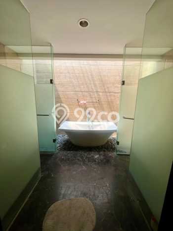 Hunian Mewah LB 388m2 Siap Pakai Desain Elegan di Gunung Sahari, Jakarta Pusat Hunian Mewah LB 388m2 Siap Pakai Desain Elegan di Gunung Sahari, Jakarta Pusat