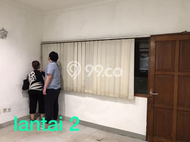 Ruko Dijual di Jakarta Pusat LT 73m2 & LB 290m2 Lokasi Terbaik! Ruko Dijual di Jakarta Pusat LT 73m2 & LB 290m2 Lokasi Terbaik!
