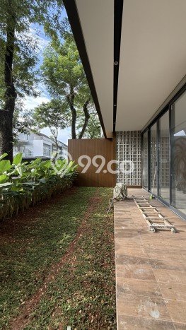 For Sale! Luxury House LT 219m2 Desain Elegan di BSD Foresta For Sale! Luxury House LT 219m2 Desain Elegan di BSD Foresta