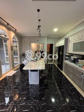 Dijual Rumah Luas Megah Dengan View Eksklusif di Gading Serpong, Tangerang Dijual Rumah Luas Megah Dengan View Eksklusif di Gading Serpong, Tangerang