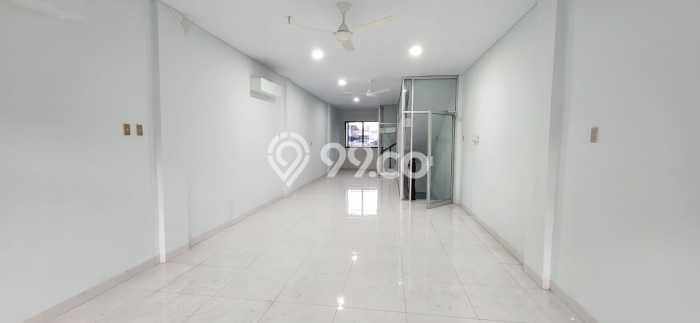 Ruko Dijual di Prime Area Jakarta Pusat Luas 243m2 Ruko Dijual di Prime Area Jakarta Pusat Luas 243m2