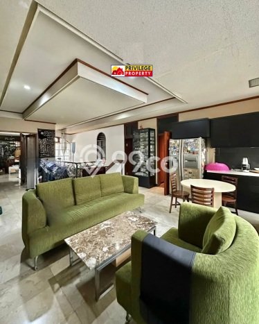 Rumah Luxury Modern Tanpa Renovasi di Pondok Indah Jakarta Selatan Rumah Luxury Modern Tanpa Renovasi di Pondok Indah Jakarta Selatan