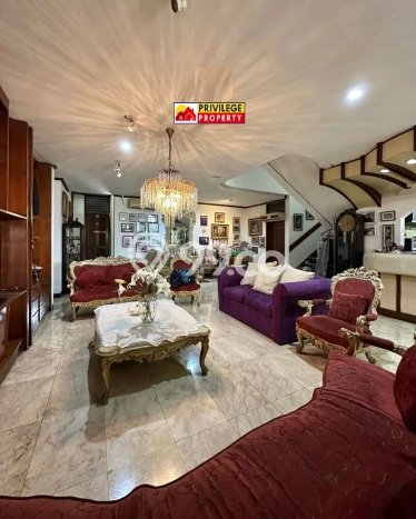 Rumah Luxury Modern Tanpa Renovasi di Pondok Indah Jakarta Selatan Rumah Luxury Modern Tanpa Renovasi di Pondok Indah Jakarta Selatan