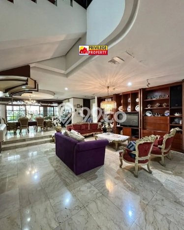 Rumah Luxury Modern Tanpa Renovasi di Pondok Indah Jakarta Selatan Rumah Luxury Modern Tanpa Renovasi di Pondok Indah Jakarta Selatan