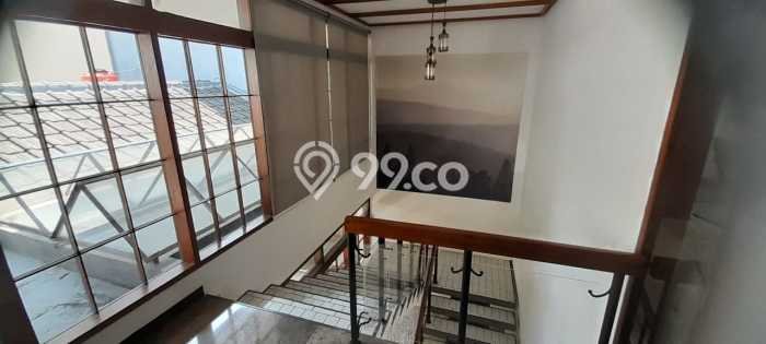 Dijual Rumah Mewah Exclusive di Sukasari, Bandung Dijual Rumah Mewah Exclusive di Sukasari, Bandung