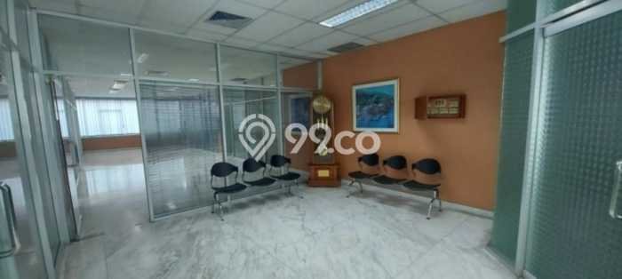 Kantor Usaha Dijual di Kebayoran Baru Jakarta Selatan LT 900m2 & LB 1600m2 Kantor Usaha Dijual di Kebayoran Baru Jakarta Selatan LT 900m2 & LB 1600m2