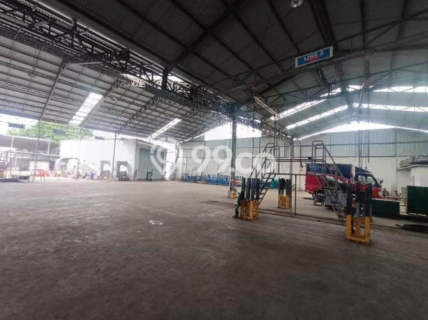 Gudang Dijual di Cibinong Bogor dengan Luas Bangunan 5000m2 Gudang Dijual di Cibinong Bogor dengan Luas Bangunan 5000m2
