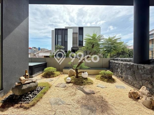 Rumah Luxury Modern Siap Huni di Kedoya Jakarta Barat Rumah Luxury Modern Siap Huni di Kedoya Jakarta Barat