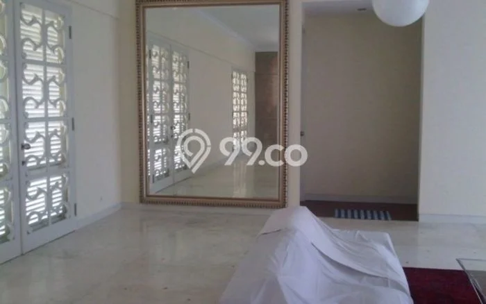 For Sale Vila Kawasan , Area 2050m2m², Lingkungan Asri For Sale Vila Kawasan , Area 2050m2m², Lingkungan Asri