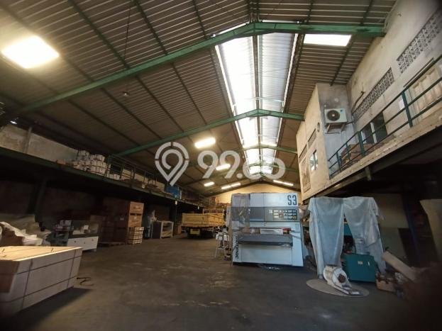 Unit Gudang Dijual di Surabaya LT 1146m2 & LB 1173m2 Unit Gudang Dijual di Surabaya LT 1146m2 & LB 1173m2
