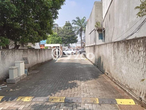 Ready to Use! Premium House LT 1540m2 Desain Modern di Ragunan Ready to Use! Premium House LT 1540m2 Desain Modern di Ragunan