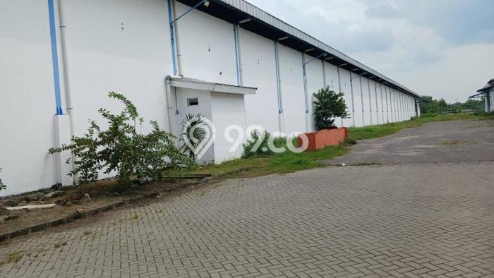 Area Ramai! Pabrik Dijual di Nganjuk untuk Bisnis Luas Bangunan 44000m2 Area Ramai! Pabrik Dijual di Nganjuk untuk Bisnis Luas Bangunan 44000m2