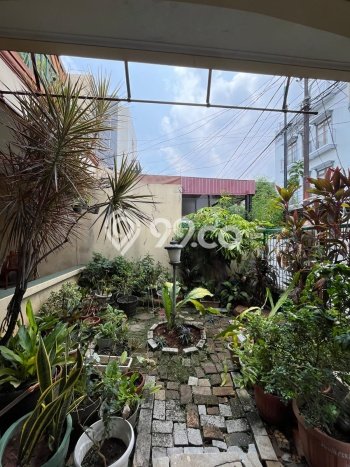 Ready to Use! Premium House LT 238m2 Desain Elegan di Kramat Ready to Use! Premium House LT 238m2 Desain Elegan di Kramat
