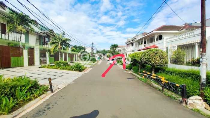 Rumah Elit Modern Siap Huni di Sunrise Garden Jakarta Barat Rumah Elit Modern Siap Huni di Sunrise Garden Jakarta Barat