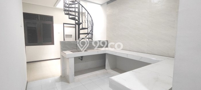 FOR RENT! Kantor di Duri Kepa Cocok untuk Bisnis 220m2 FOR RENT! Kantor di Duri Kepa Cocok untuk Bisnis 220m2