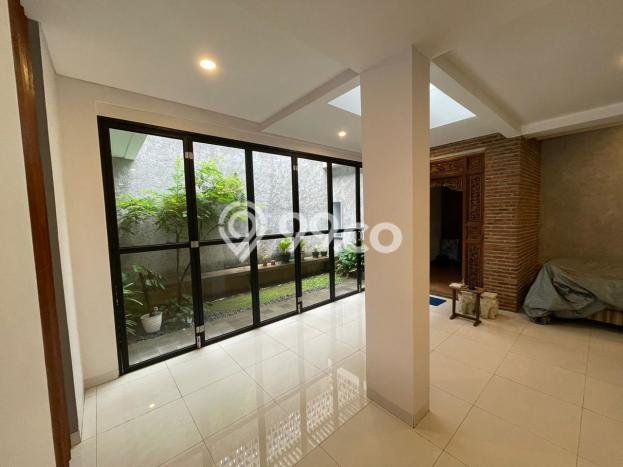 Rumah Luxury Modern Siap Huni di Lebak Bulus Jakarta Selatan Rumah Luxury Modern Siap Huni di Lebak Bulus Jakarta Selatan