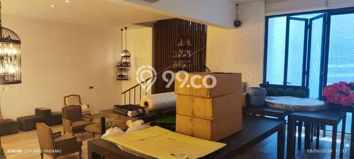 Area Ramai! Kantor Dijual di Kebayoran Baru untuk Bisnis Luas Bangunan 1290m2 Area Ramai! Kantor Dijual di Kebayoran Baru untuk Bisnis Luas Bangunan 1290m2