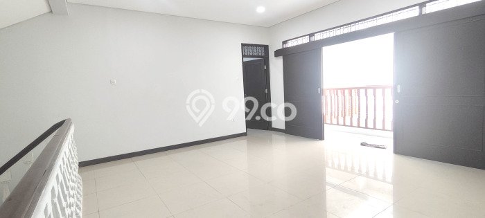 FOR RENT! Kantor di Duri Kepa Cocok untuk Bisnis 220m2 FOR RENT! Kantor di Duri Kepa Cocok untuk Bisnis 220m2