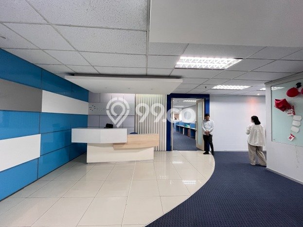 Unit Kantor Disewakan di Sudirman di Area Ramai & Strategis Unit Kantor Disewakan di Sudirman di Area Ramai & Strategis