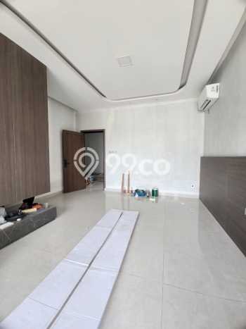 Rumah Luxury Modern Tanpa Renovasi di Villa Meruya Jakarta Barat Rumah Luxury Modern Tanpa Renovasi di Villa Meruya Jakarta Barat