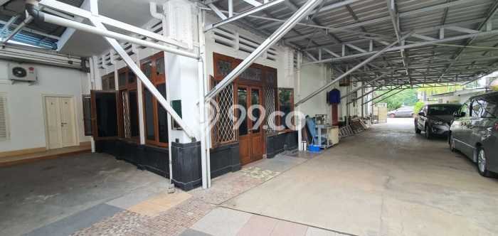 Rumah Luxury Modern Tanpa Renovasi di Pasar Baru Jakarta Pusat Rumah Luxury Modern Tanpa Renovasi di Pasar Baru Jakarta Pusat
