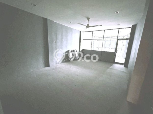 Ruko Dijual di Jakarta Pusat LT 97m2 & LB 339m2 Lokasi Terbaik! Ruko Dijual di Jakarta Pusat LT 97m2 & LB 339m2 Lokasi Terbaik!