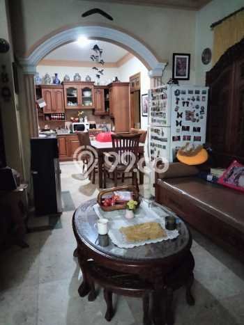 Rumah Luxury Modern Siap Huni di Pejaten Jakarta Selatan Rumah Luxury Modern Siap Huni di Pejaten Jakarta Selatan