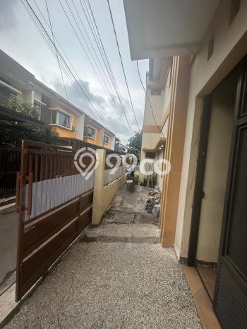 Dijual Kost 13 Kamar di Bandung untuk Investasi Anda Dijual Kost 13 Kamar di Bandung untuk Investasi Anda