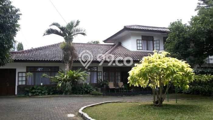 DIJUAL! Vila Kawasan , Luas 1425m2m², Lokasi Premium DIJUAL! Vila Kawasan , Luas 1425m2m², Lokasi Premium
