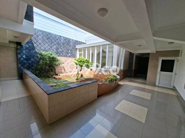 Hunian Modern Dikontrakkan 5 Kamar di Menteng Bisa Nego Hunian Modern Dikontrakkan 5 Kamar di Menteng Bisa Nego
