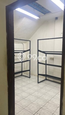 Unit Ruko Dijual di Jakarta Pusat LT 70m2 & LB 0m2 Unit Ruko Dijual di Jakarta Pusat LT 70m2 & LB 0m2