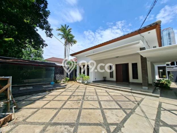 Hunian Modern Dikontrakkan 5 Kamar di Menteng Bisa Nego Hunian Modern Dikontrakkan 5 Kamar di Menteng Bisa Nego