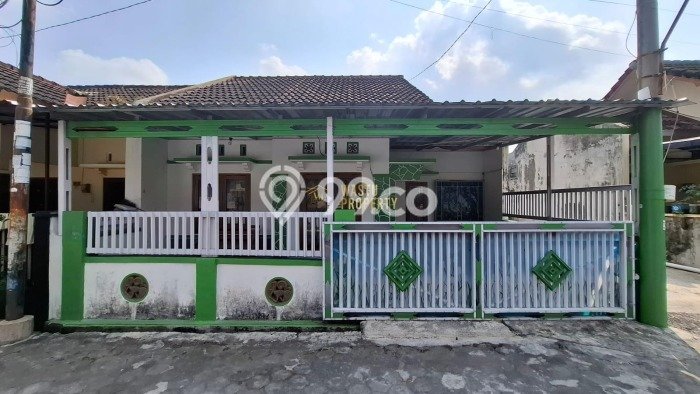 Jual Rumah Strategis Bagus Punya 2 KT di Depok Sleman SHM Jual Rumah Strategis Bagus Punya 2 KT di Depok Sleman SHM