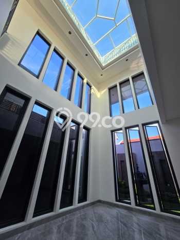 Dijual Rumah Premium dengan Fasilitas Sekitar Lengkap di Semarang Barat, Semarang Dijual Rumah Premium dengan Fasilitas Sekitar Lengkap di Semarang Barat, Semarang