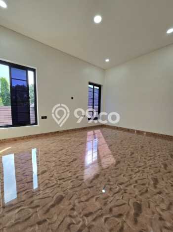 Dijual Rumah Premium dengan Fasilitas Sekitar Lengkap di Semarang Barat, Semarang Dijual Rumah Premium dengan Fasilitas Sekitar Lengkap di Semarang Barat, Semarang