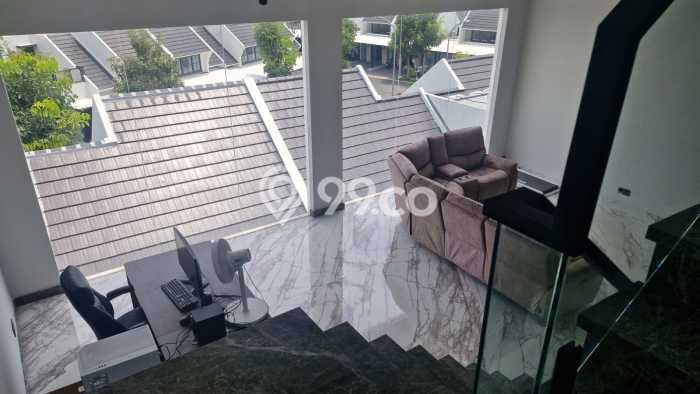 Dijual Rumah Mewah Exclusive di Semarang Barat, Semarang Dijual Rumah Mewah Exclusive di Semarang Barat, Semarang