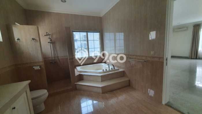 Rumah kawasan Lippo Karawaci, Siap Huni, LT 600m² Rumah kawasan Lippo Karawaci, Siap Huni, LT 600m²