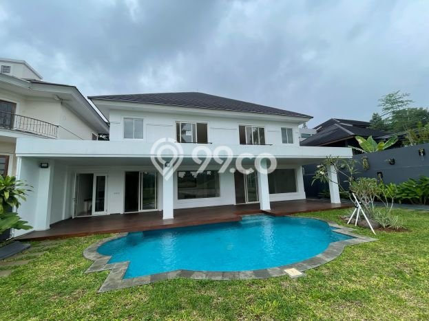 Rumah di Lippo Karawaci, 5 KT, Dekat Fasilitas Umum, Luas 700m² LB 700m² Rumah di Lippo Karawaci, 5 KT, Dekat Fasilitas Umum, Luas 700m² LB 700m²