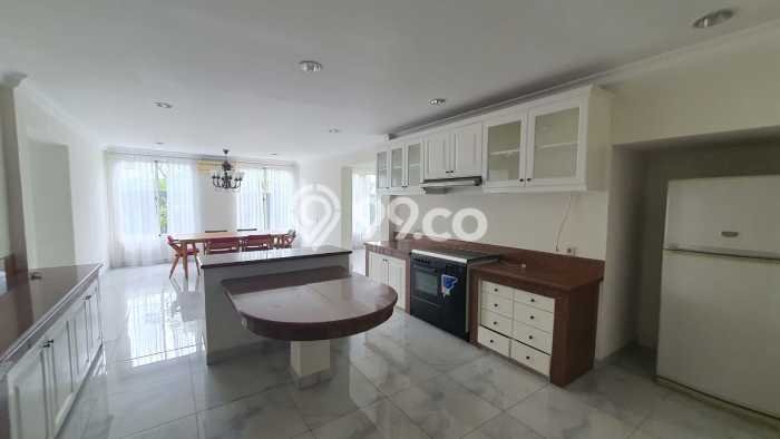 Rumah kawasan Lippo Karawaci, Siap Huni, LT 600m² Rumah kawasan Lippo Karawaci, Siap Huni, LT 600m²