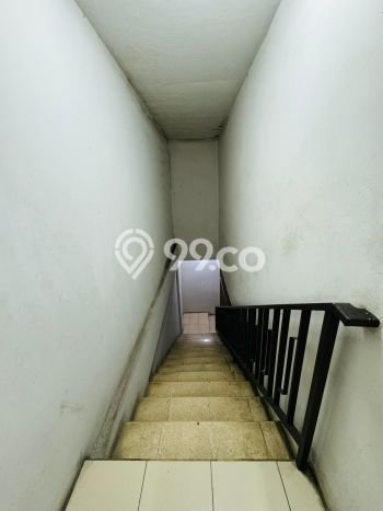 Ruko Dijual di Jakarta Barat LT 74m2 & LB 290m2 Lokasi Terbaik! Ruko Dijual di Jakarta Barat LT 74m2 & LB 290m2 Lokasi Terbaik!