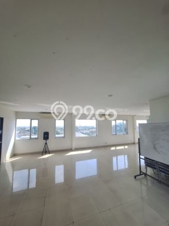 AREA PREMIUM! Kantor Kawasan Cipondoh, Luas 1000m2m², Lokasi Strategis AREA PREMIUM! Kantor Kawasan Cipondoh, Luas 1000m2m², Lokasi Strategis