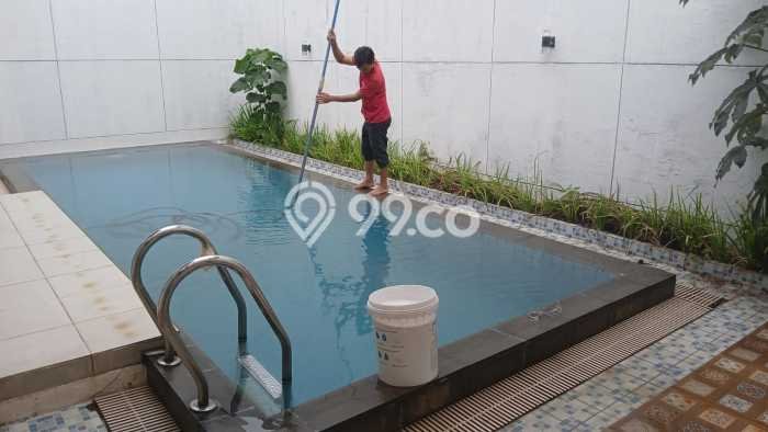 Jarang Ada! Rumah Sewa 4 Kamar Nyaman Siap Huni BSD Jarang Ada! Rumah Sewa 4 Kamar Nyaman Siap Huni BSD