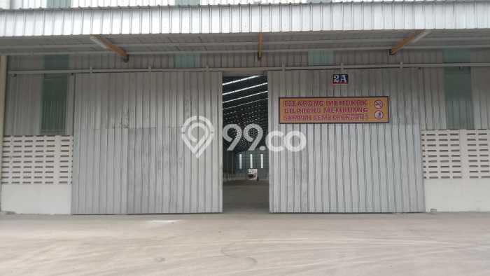 Unit Gudang disewakan di Sepatan Tangerang dengan LT 1370m2 / LB 1370m2 Unit Gudang disewakan di Sepatan Tangerang dengan LT 1370m2 / LB 1370m2