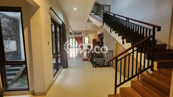 Rumah Luxury Modern Siap Huni di Ciater Tangerang Rumah Luxury Modern Siap Huni di Ciater Tangerang