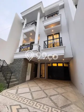 Jual Rumah Minimalis Bagus Punya 4 KT di Jagakarsa Jakarta Selatan SHM Jual Rumah Minimalis Bagus Punya 4 KT di Jagakarsa Jakarta Selatan SHM