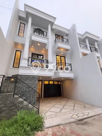 Jual Rumah Minimalis Bagus Punya 4 KT di Jagakarsa Jakarta Selatan SHM Jual Rumah Minimalis Bagus Punya 4 KT di Jagakarsa Jakarta Selatan SHM